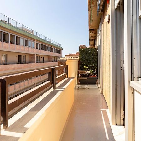 Livorno Central And Modern 2 Apts & 1 Room! ภายนอก รูปภาพ
