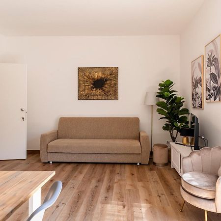 Livorno Central And Modern 2 Apts & 1 Room! ภายนอก รูปภาพ