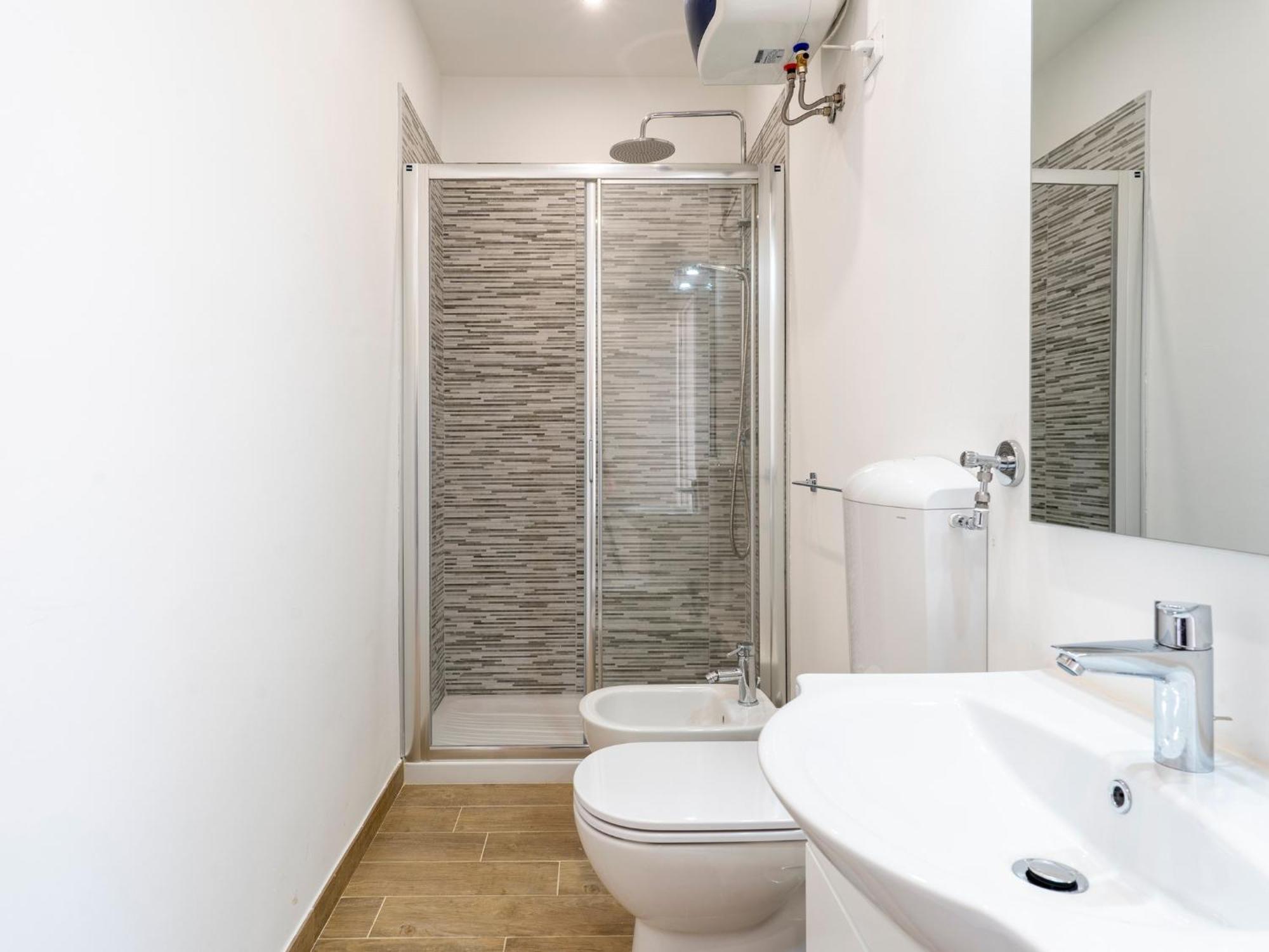 Livorno Central And Modern 2 Apts & 1 Room! ภายนอก รูปภาพ