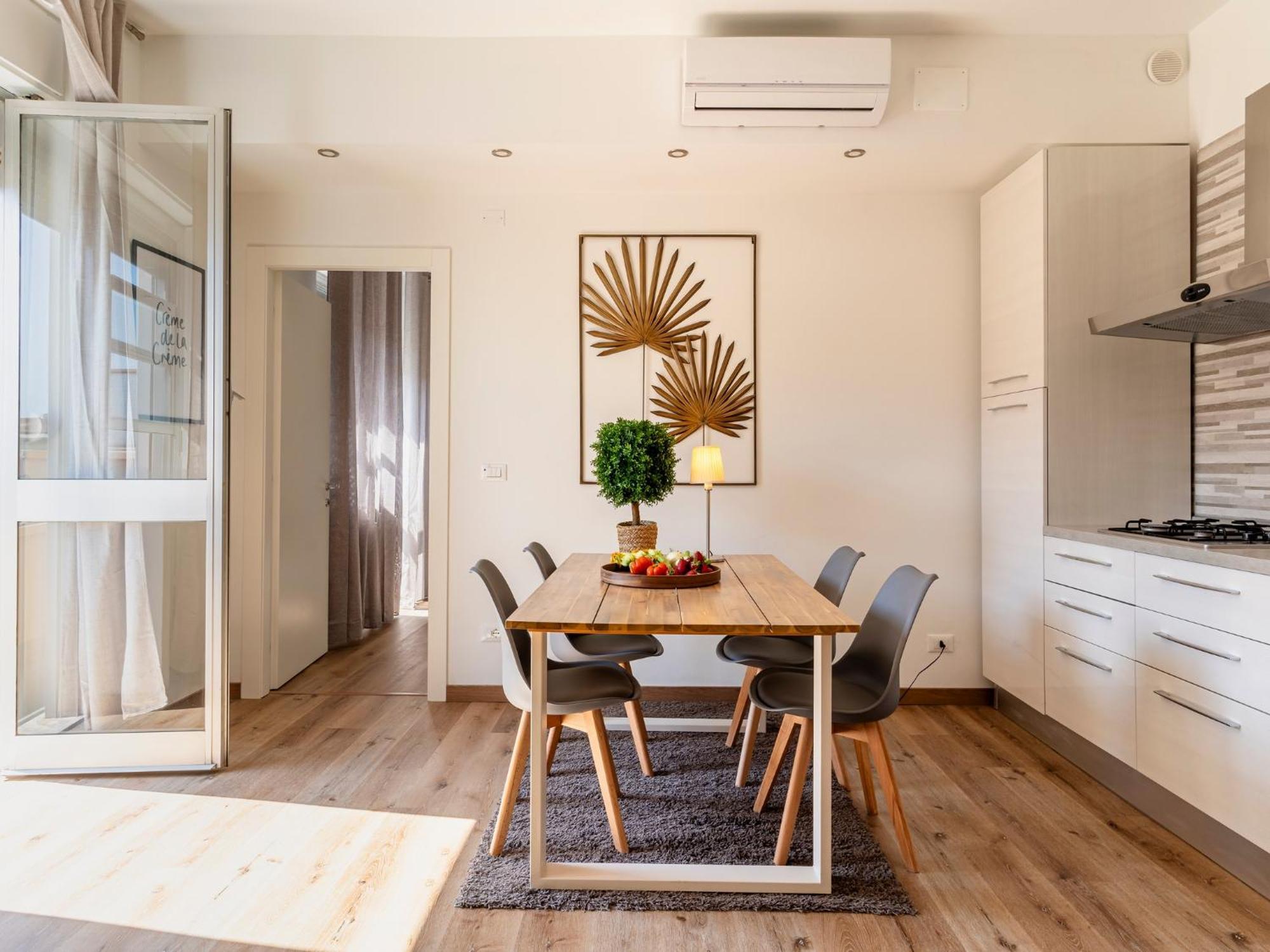 Livorno Central And Modern 2 Apts & 1 Room! ภายนอก รูปภาพ