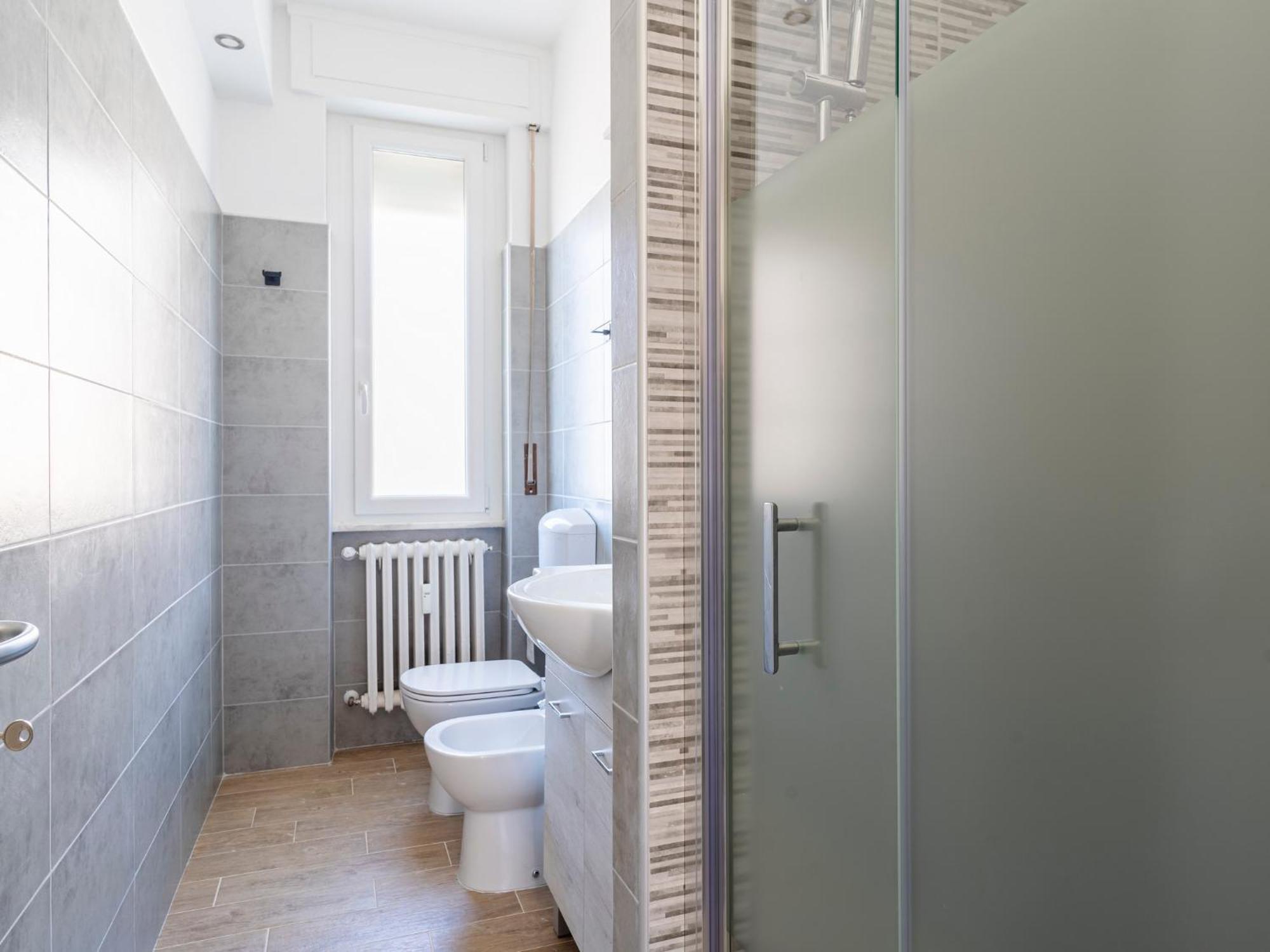 Livorno Central And Modern 2 Apts & 1 Room! ภายนอก รูปภาพ